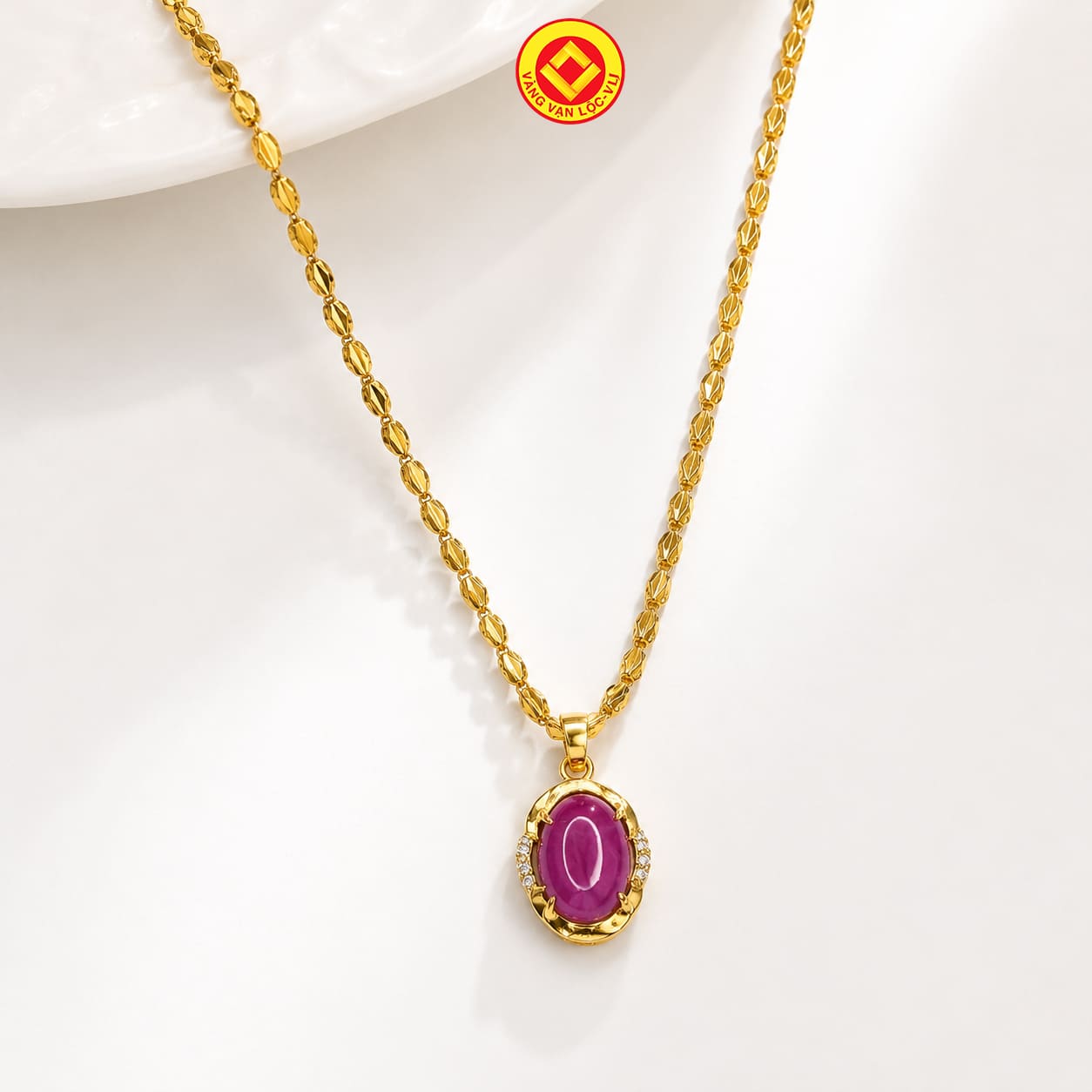 Dây chuyền vàng đính đá Ruby